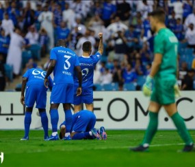  柏林联合绝杀斯图加特，黑马本色延续不败  