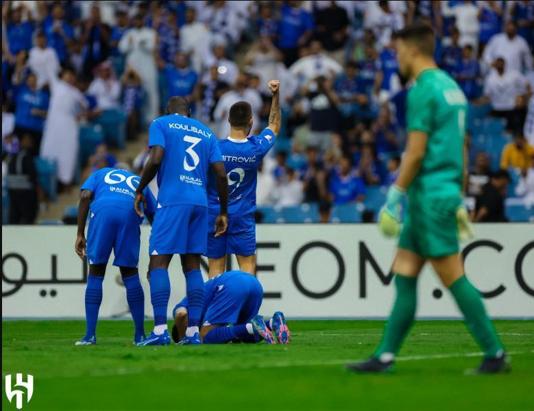  柏林联合绝杀斯图加特，黑马本色延续不败  